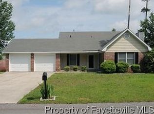 6739 Pacific Ave, Fayetteville, NC 28314
