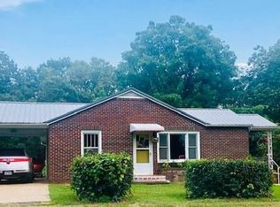 360 Reservoir Rd, Marion, NC 28752