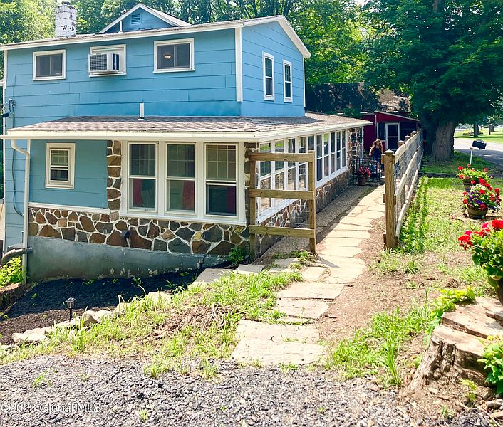 2nd image of 1486 Red Mill Road