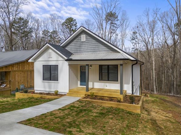 234 Lake View Dr, Lavonia, GA 30553
