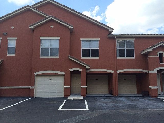 1st image of 19934 Villa Isle Dr APT 202