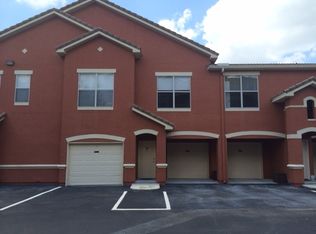 19934 Villa Isle Dr APT 202, Orlando, FL 32821