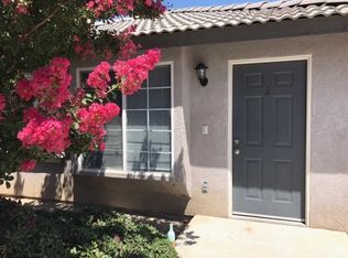 702 Greenwood Meadow Ln, Bakersfield, CA 93308