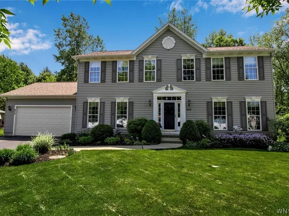 473 Tiburon Ln, East Amherst, NY 14051