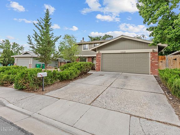 4th image of 1855 Severn Dr