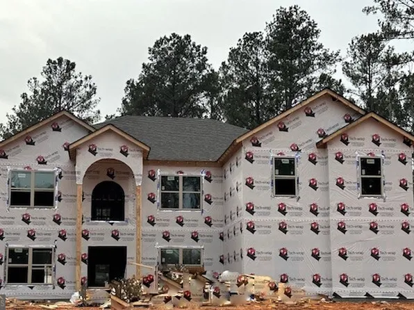 90 Grassy Springs Ct, Oxford, GA 30054