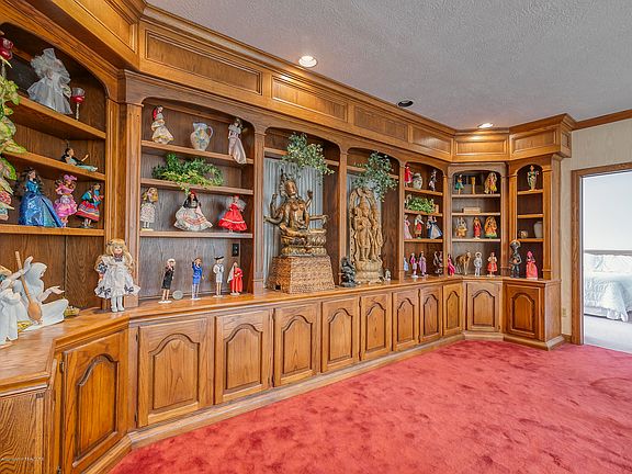 5th image of 368 Walbridge Dr
