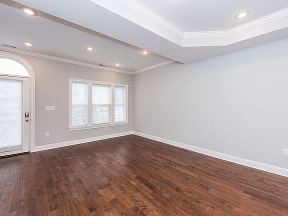 4th image of 1219 17th St NE