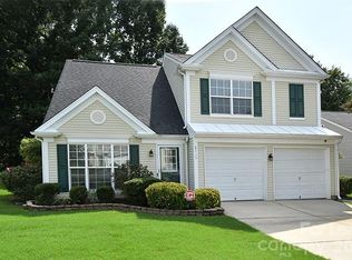 8715 Challenger Dr, Charlotte, NC 28213