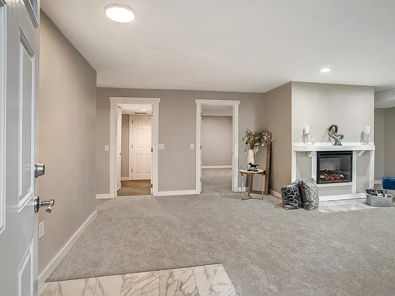 649 130th Ave NE — Photo 31