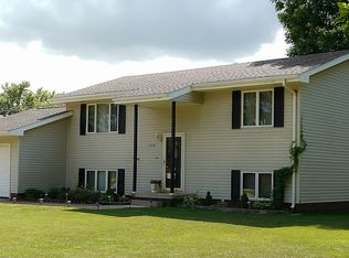 2320 N Park Ave, Grand Island, NE 68803