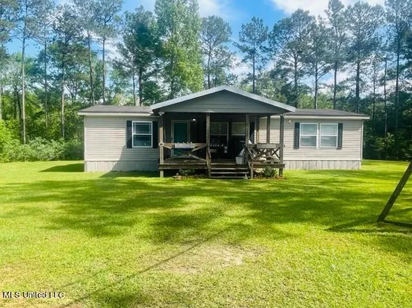 30 Rivers Ln, Carriere, MS 39426