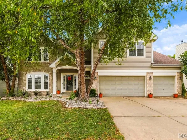 223 Chestnut Hill Dr, O'Fallon, MO 63368