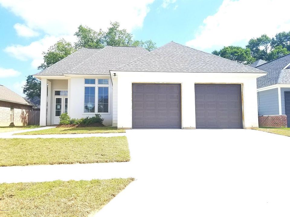 1st image of 103 Olivewood Dr