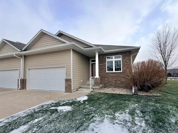 222 Brookline Trl, Dakota Dunes, SD 57049