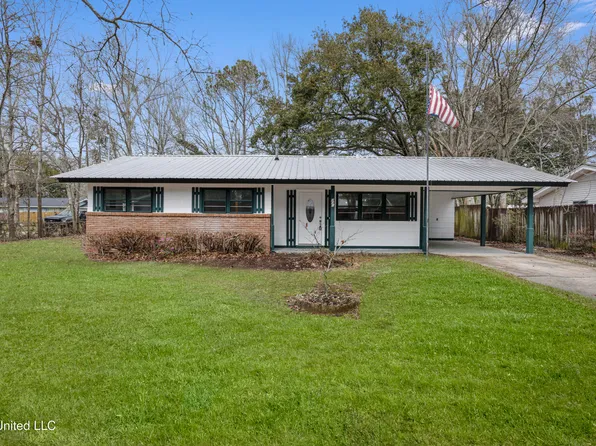 231 Woodland Cir, Ocean Springs, MS 39564