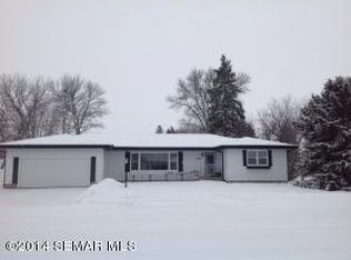 312 3rd St NW, New Richland, MN 56072