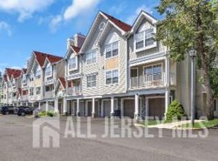 273 Prestwick Way, Edison, NJ 08820