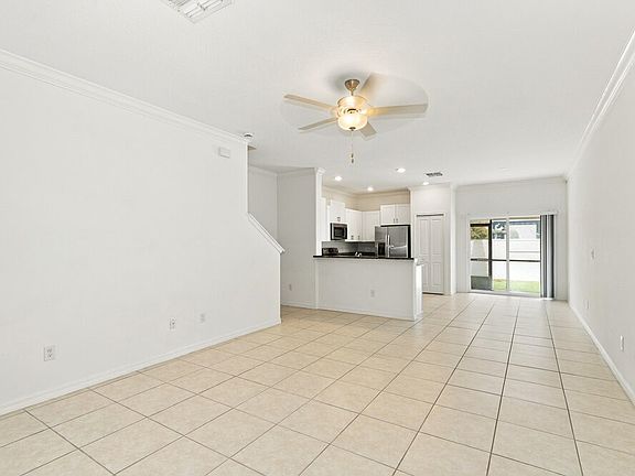 5th image of 2145 Great Sapphire Ln