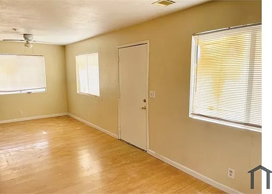13729 Greenwood Pl #2 — Photo 3
