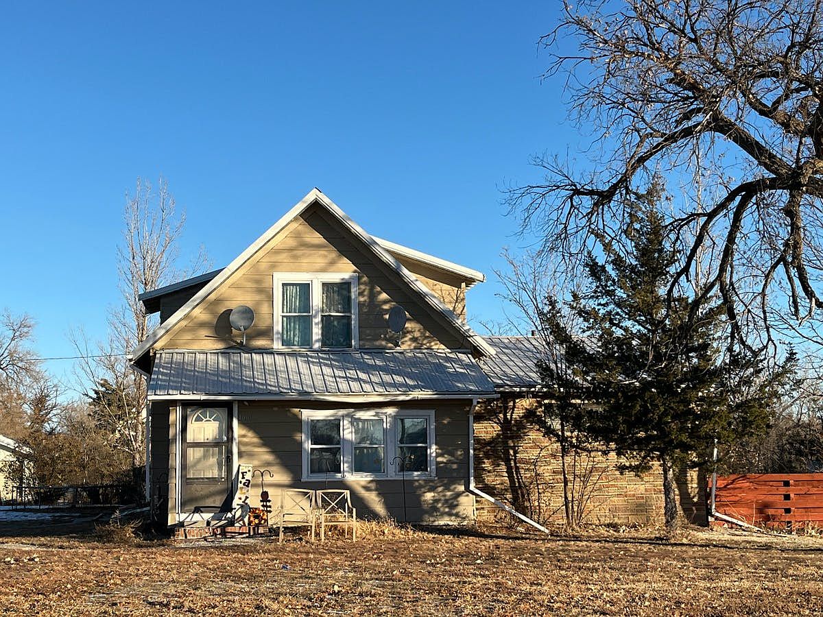 1000 Maple St, Kadoka, SD 57543 Zillow