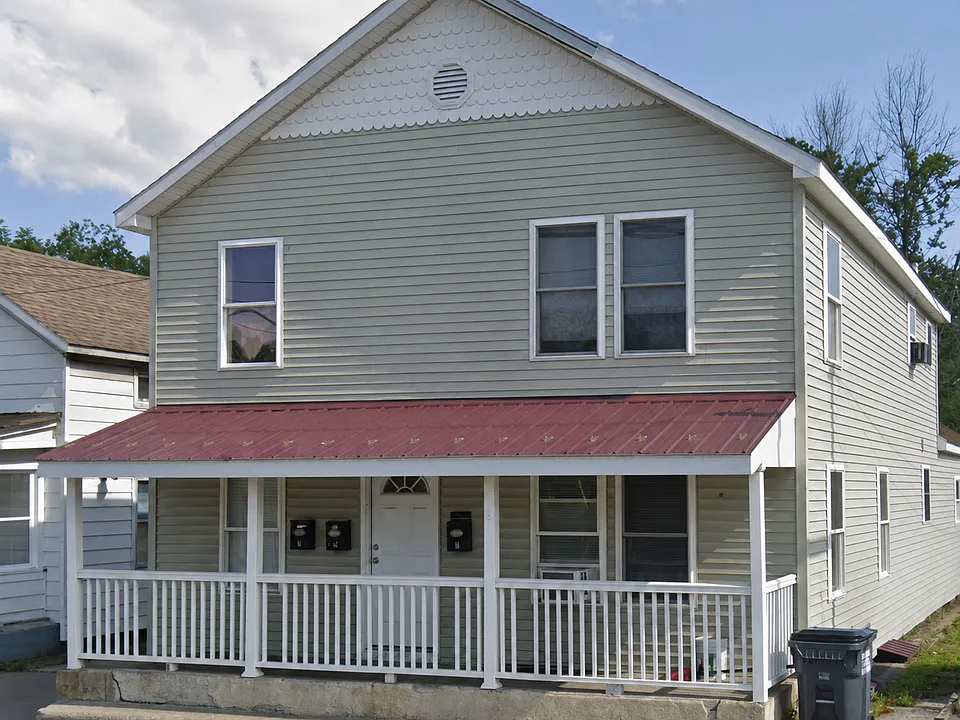 6 River St #3