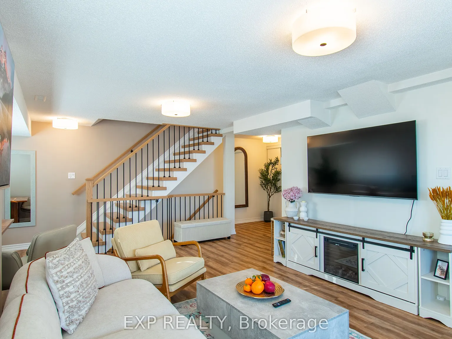 3 bed, $2,700 — Photo 4