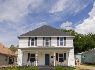 1138 S Maple St, Carthage, MO 64836