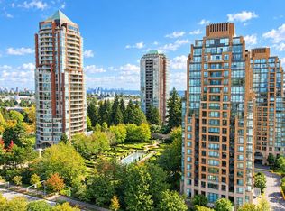 6823 Station Hill Dr #1701, Burnaby, BC V3N 0A9
