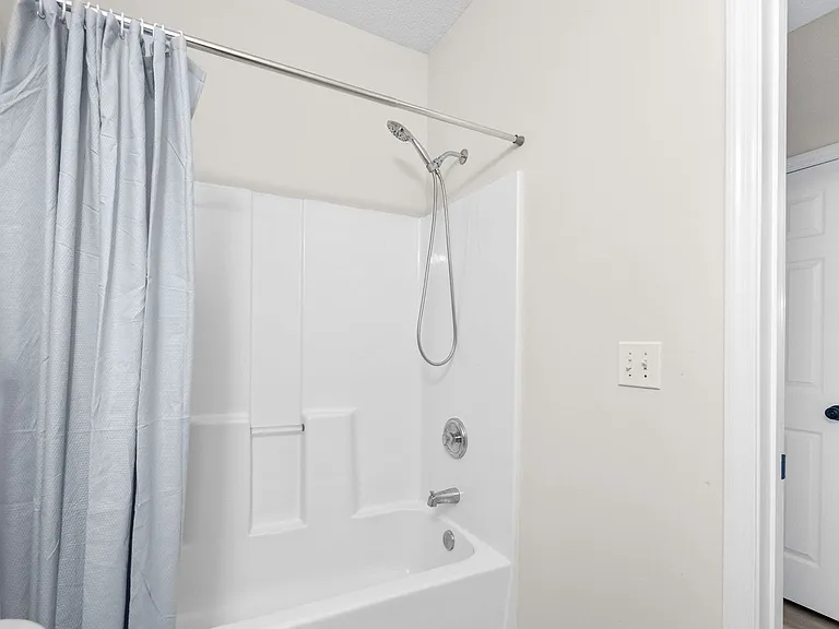 5801 Oyster Catcher Dr #723 — Photo 31