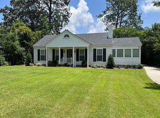 1009 Forrest Ave, Tifton, GA 31794