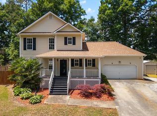 105 Hawk Ln, Carrollton, GA 30116