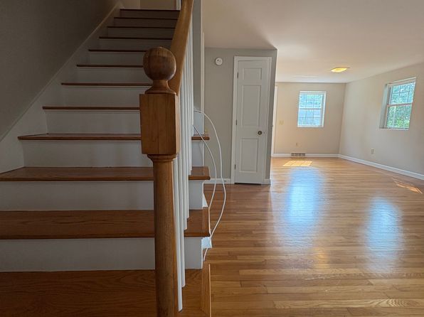 58 Aurora Ln #58