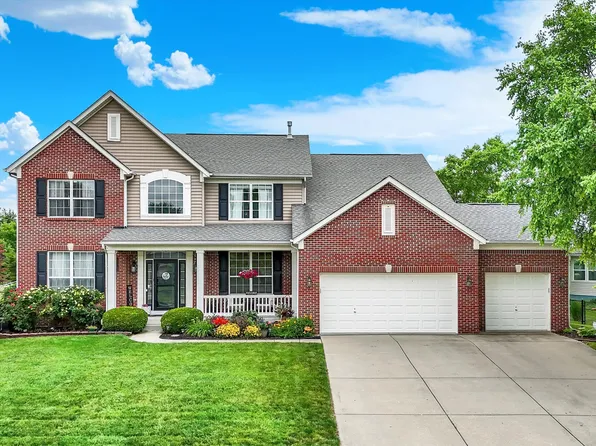 564 Gainesway Dr N, Greenwood, IN 46142