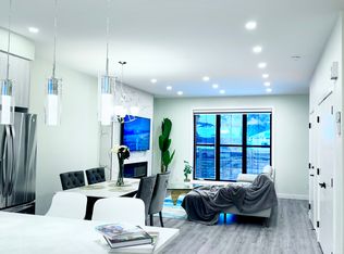 10651 61st Ave NW, Edmonton, AB T6H1L8