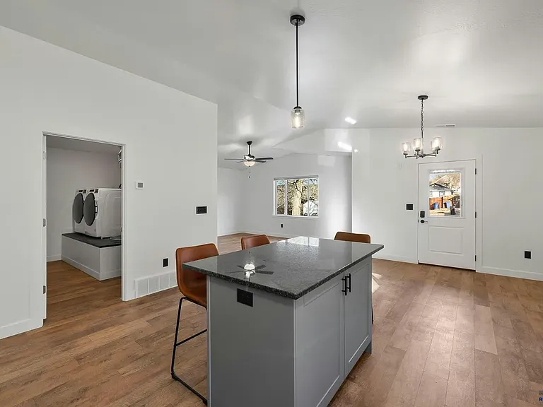 710 Saint James St #A — Photo 3