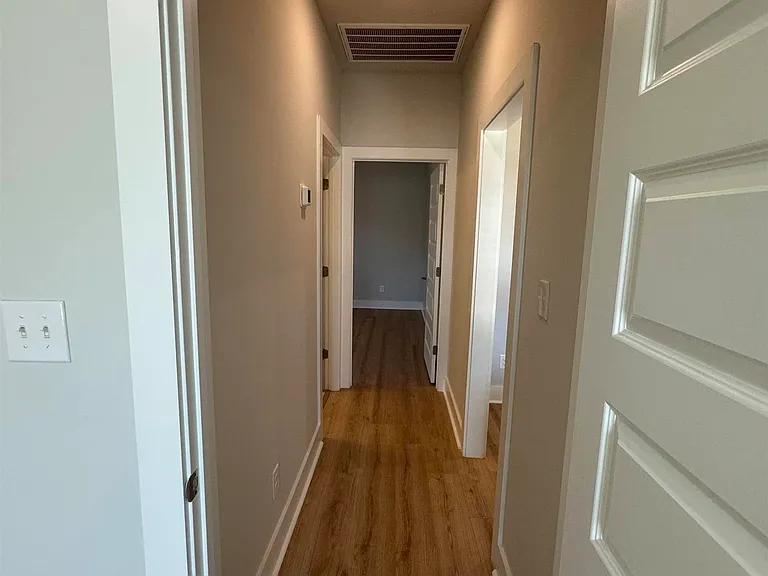 106 Mississippi St — Photo 28