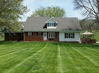 2339 Maple Ln, Winterset, IA 50273