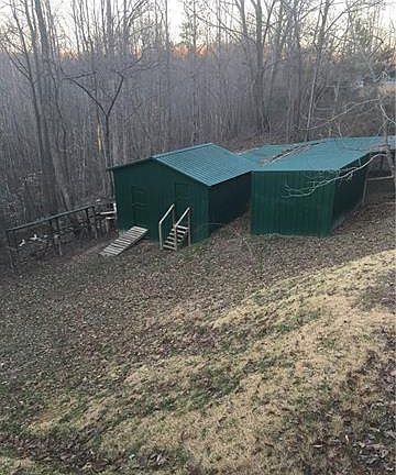 5th image of 127 Apple Valley Ln