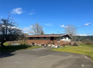 41 McArdle Ave, Quilcene, WA 98376