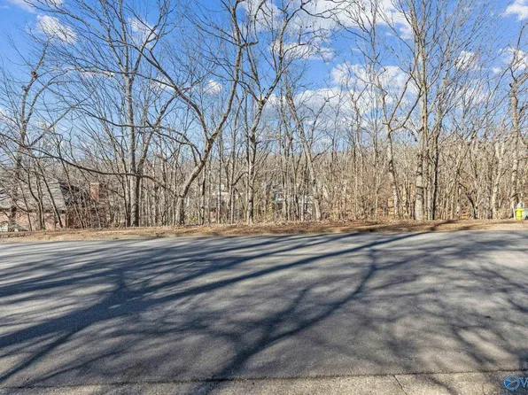 2413 Oakwood Ave NE, Huntsville, AL 35811