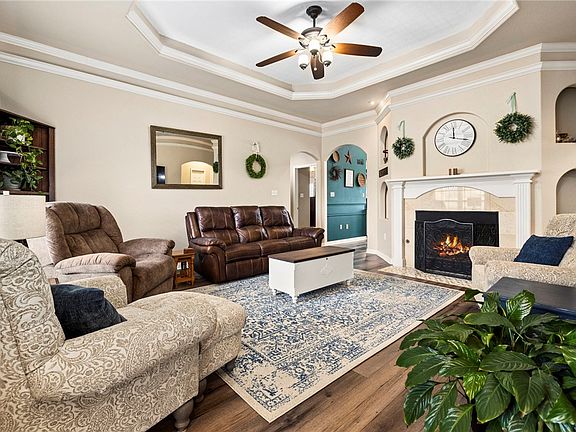 5th image of 12208 Riviera Place