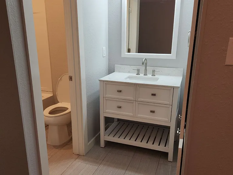 1807 Harbor Dr #D — Photo 16