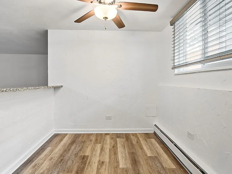 1390 Everett Ct #107 — Photo 11