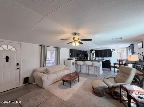 2019 Broken Arrow Rd, Overgaard, AZ 85933