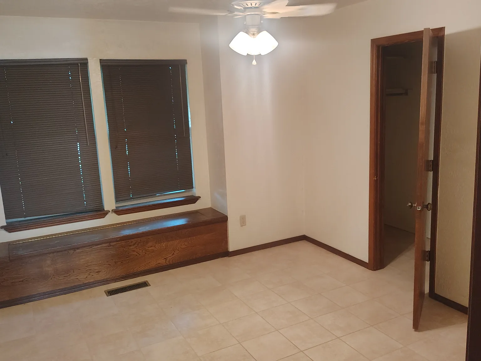 2 bed, 1532 sqft, $1,200 — Photo 3