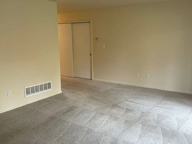 105 Foxfire Dr — Photo 6
