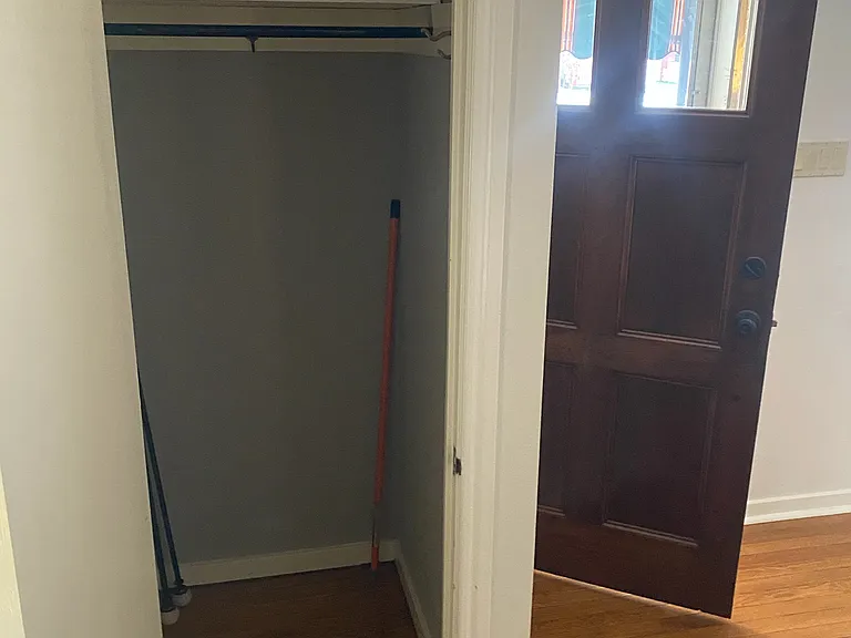 Coat closet