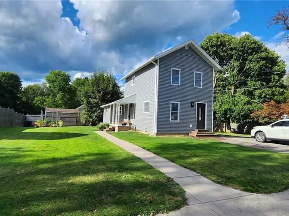 81 Irving St, Lockport, NY 14094