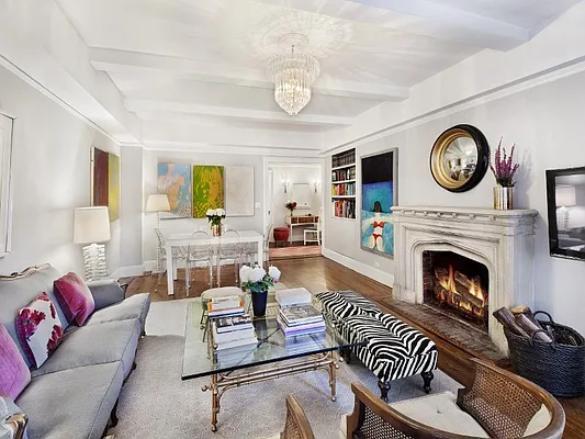 Sold by Sotheby's International Realty | media 3